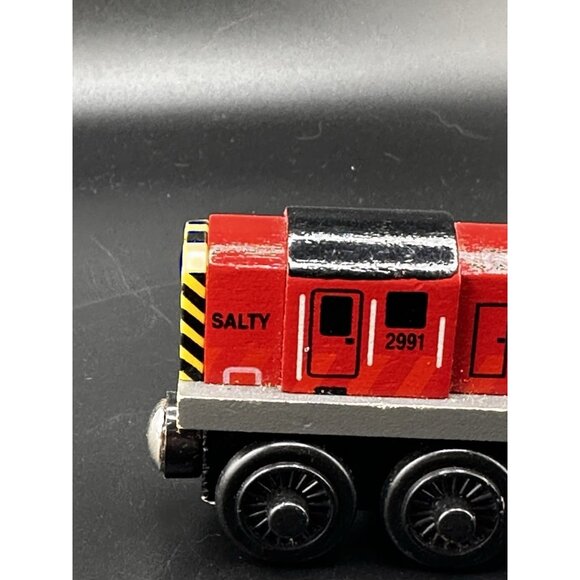 Thomas Wooden Railway Salty Red Train Engine Learning Curve 2003 Vtg - Picture 5 of 8